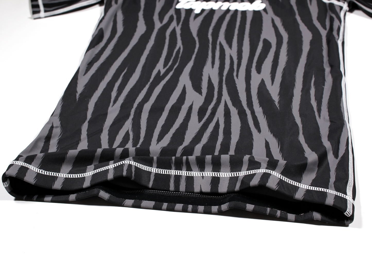 "WILD STRIPES" RASHGUARD